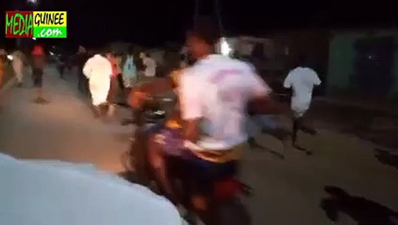 Kankan : les jeunes manifestent contre l'interdiction de Qiyam-Al-Layl