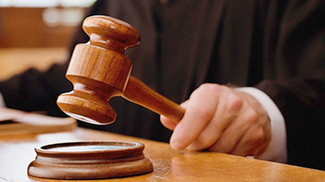 Government may be blind, not court says Delhi HC