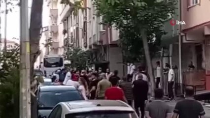 Engelli komşusuna "karıma mı bakıyorsun" diye sordu kavga çıktı...O anlar kamerada