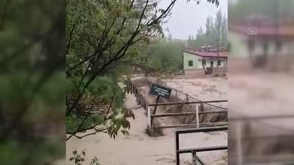 Gürün ilçesinde sağanak ve dolunun ardından hasar tespit çalışması başlatıldı