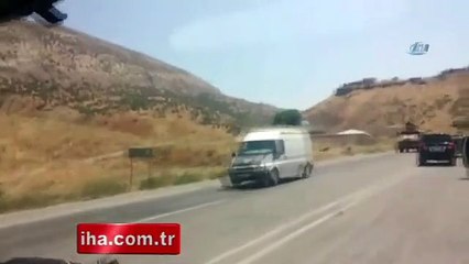 Asker taşıyan sivil araca hain saldırı