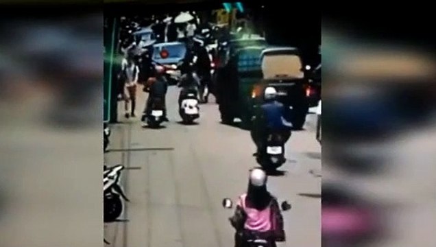 Tüplü araç bomba gibi patladı!