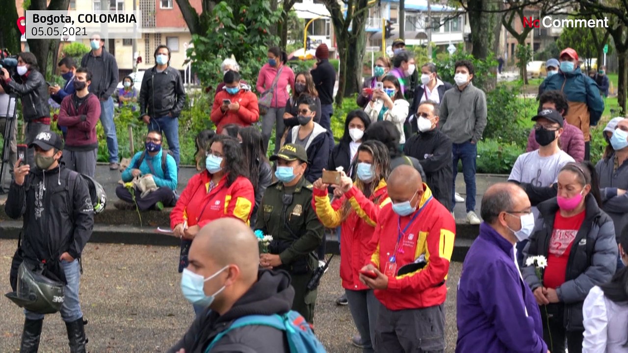 Bogota Philharmonic Orchestra holds street concert for 'peace' amid unrest