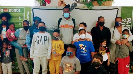 First Rounder Throws Draft Party For Kids At Homeless Shelter