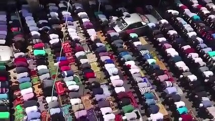 Mescid-i Aksa'ya giremeyen binler Cuma namazını böyle kıldı!