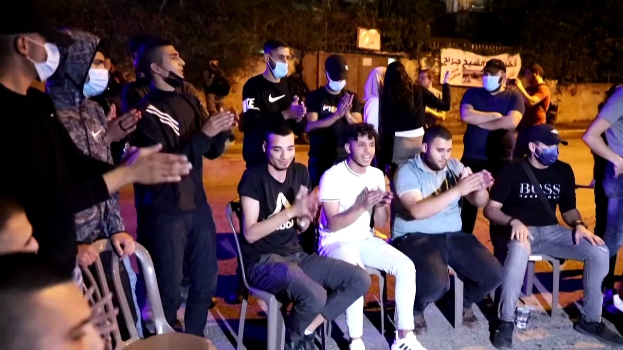 شاهد: مواجهات في القدس الشرقية احتجاجا على إخلاء منازل فلسطينيين لإسكان مستوطنين يهود