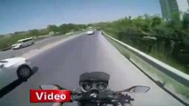 Motosiklet kazası kask kamerasına yansıdı!