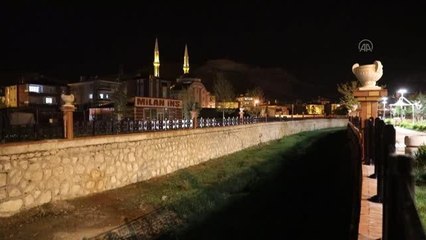 Baharın habercisi olarak kabul edilen "Hıdırellez" Van'da kutlandı