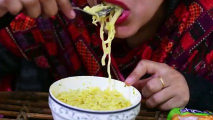 Eating Noodles in Indian Style (without talk) _ Food Eating ASMR(360P)