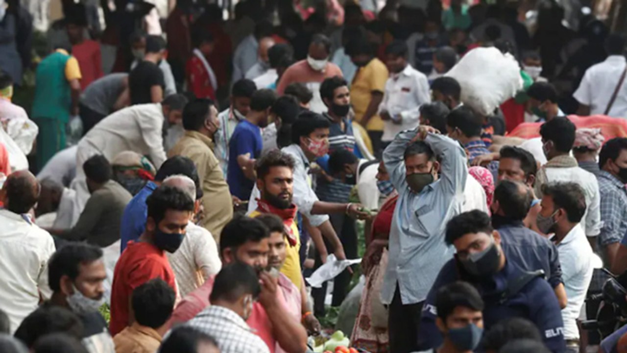 Coronavirus: दूसरी लहर में Herd Immunity की ओर बढ़ रहा India? क्या कहते हैं Experts| Boldsky