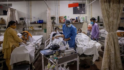 India PM under pressure to impose national lockdown