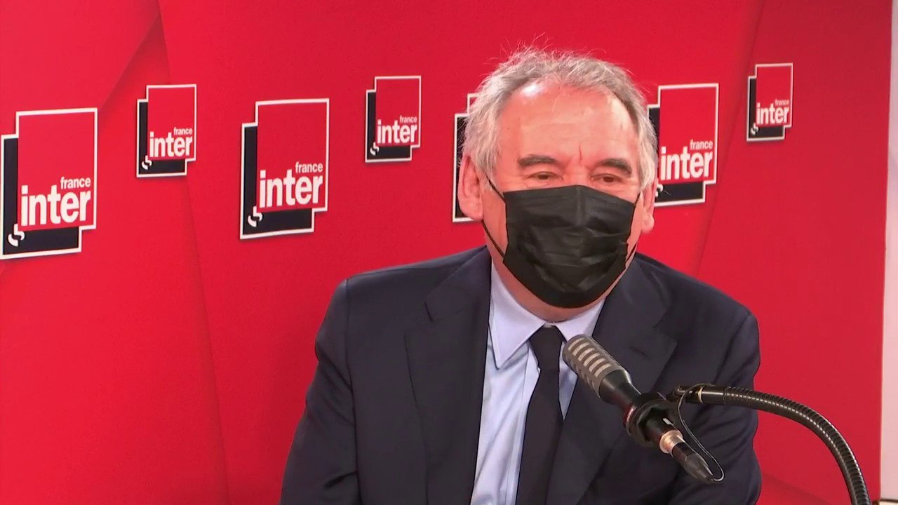 François Bayrou : "Xavier Bertrand, lors des dernières élections régionales, tous les partis politiques du champ républicain se sont désistés pour appeler à voter pour lui"