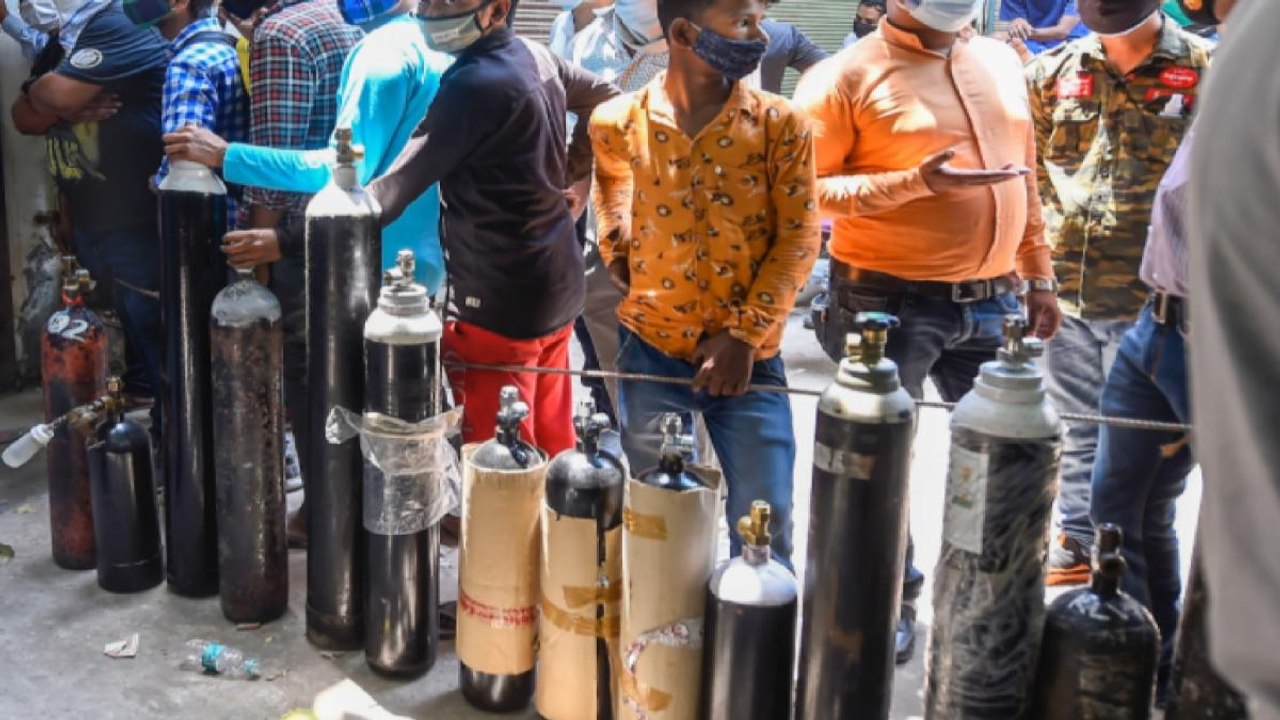 Watch latest updates on Oxygen crisis in India