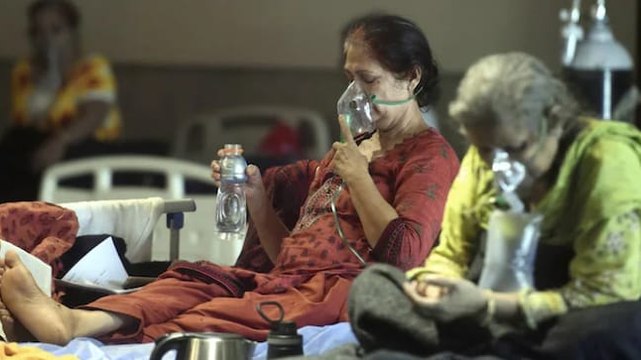 Black marketing of oxygen cylinders; Covid-19 norms flouted; more