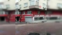Zeytinburnu'nda boşaltılan binanın çökme anı kamerada