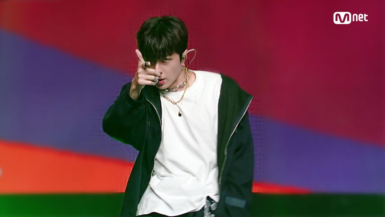 강렬 힙합 무드 '온앤오프(ONF)'의 '춤춰 (Ugly Dance)' 무대