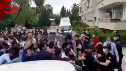 Furkan Vakfı üyelerine polis müdahalesi