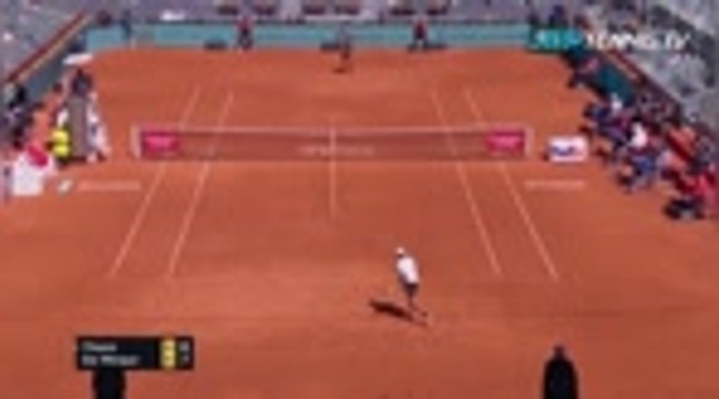 Thiem cruises through to fourth quarter-final in Madrid