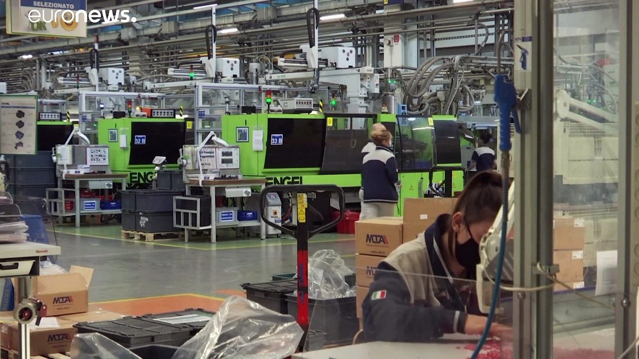 In vista del Social Summit in Portogallo UE promette: "Nessuno sarà lasciato indietro"