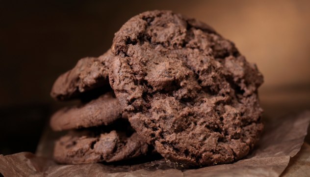 This Boxed Brownie Mix Hack Is the Path to Amazing Cookies and Pie Crusts