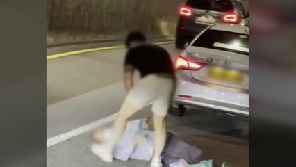 젊은 남성에게 무차별 폭행당한 택시기사...경찰 수사 / YTN