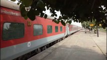 Slowly run of sealdah Rajdhani Express due to problem in line at Mirzapur-Bakipur __ Eastern Railway