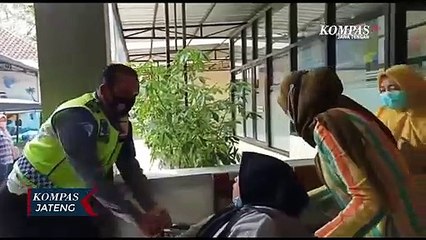 Pemudik Hamil Kontraksi, Dievakuasi Ke Puskesmas