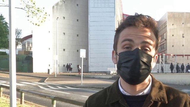 A Montataire, dans l'Oise, le lycée André Malraux a été visé par des tirs de mortiers d'artifice. Récit de notre envoyé spécial Pierre Barbin.