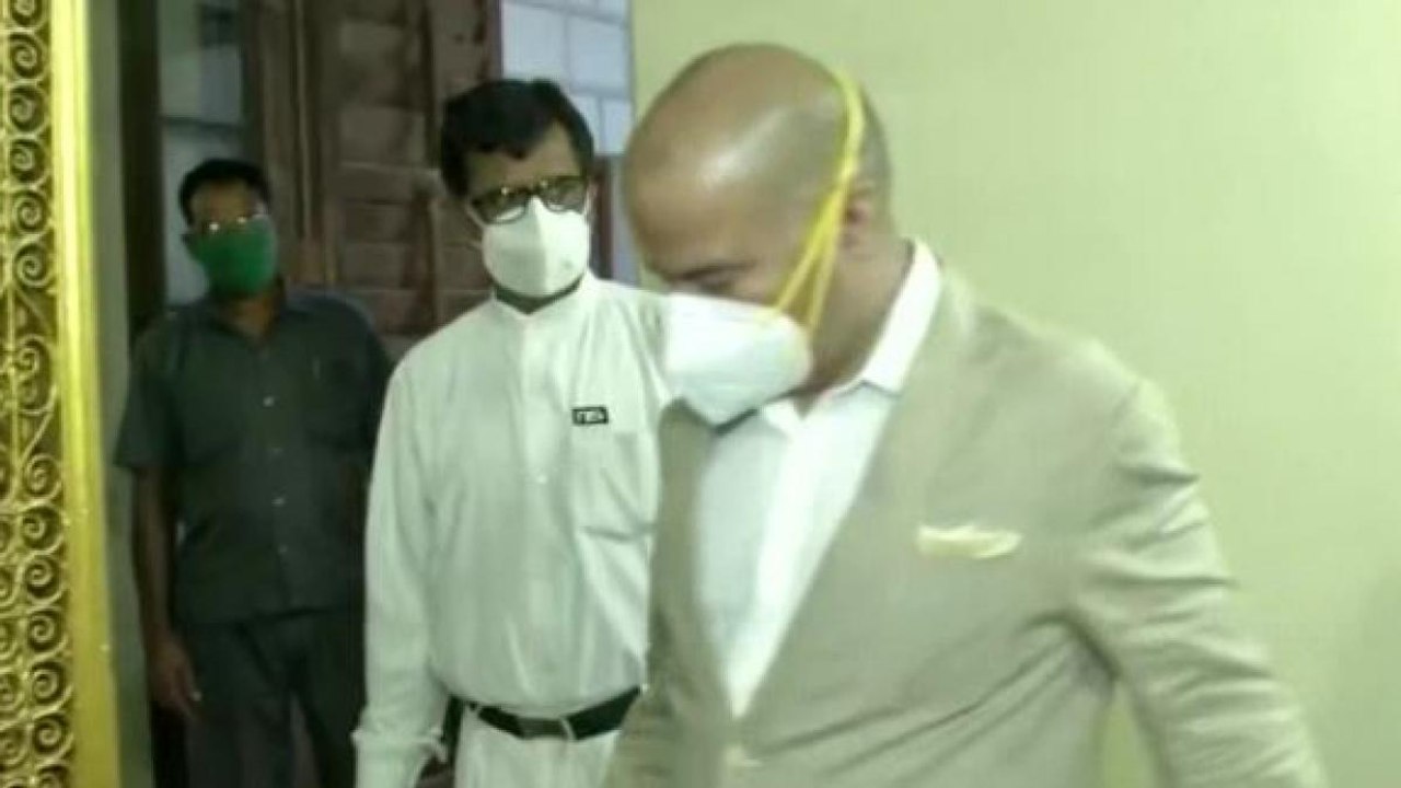 Post-poll violence in Bengal:MHA team arrives at Raj Bhavan