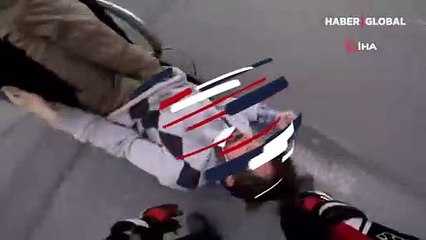 İnsanlıktan utandıran an kamerada! İstanbul'un göbeğinde yaşandı