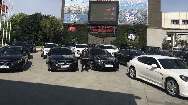 Lüks otomobil kaçakçılığı operasyonu: 24 araç ele geçirildi