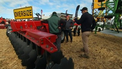 Tas. Farmers struggling to secure new machinery
