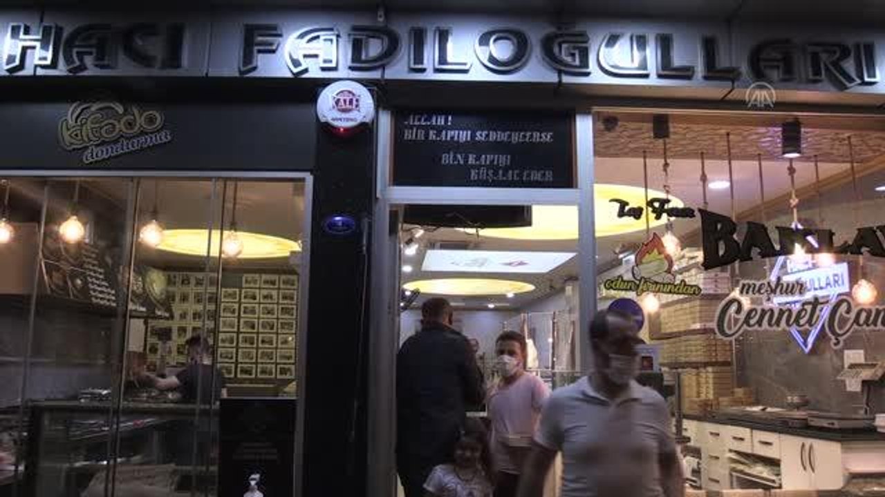 RAHMET VE BEREKET AYI RAMAZAN - Kilis'in vazgeçilmez tescilli lezzeti "cennet çamuru" iftarda damakları lezzetlendiriyor