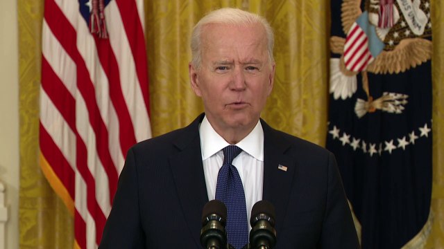 Biden acusa a piratas informáticos con sede en Rusia de ataque a oleoductos de EEUU