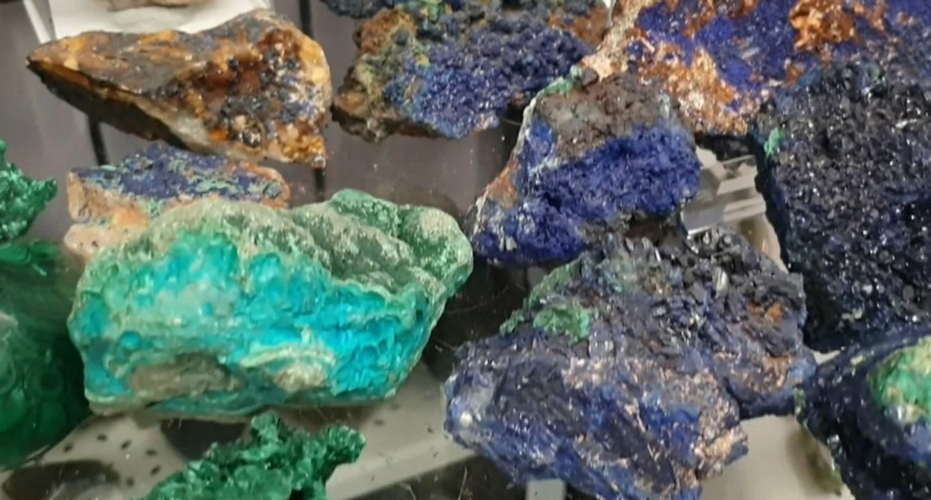 Torino - Pietre preziose e coralli illecitamente importanti: sequestro in una negozio (07.05.21)