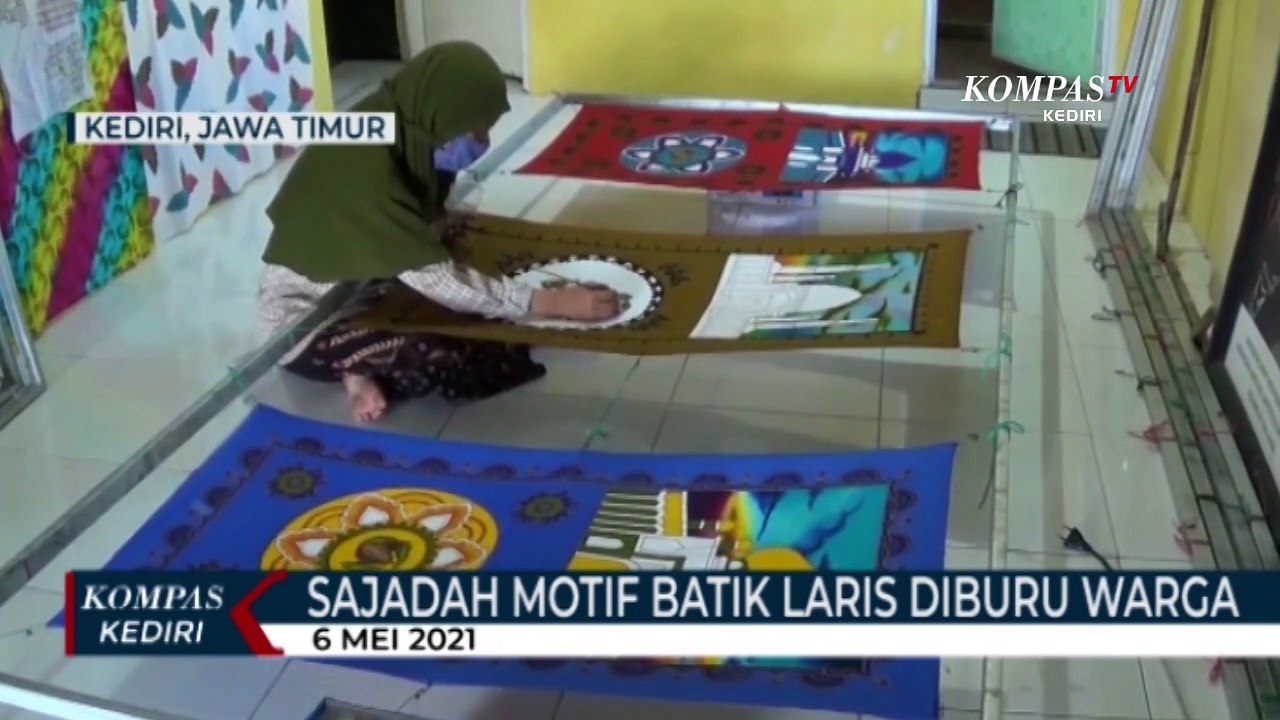Sajadah Batik Laris Manis Diburu Warga