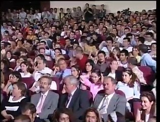 Bu ülke ne siyasetçiler gördü... Bunları unutmamak lazım!