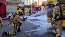 Ônibus em chamas estaciona na Rodoviária