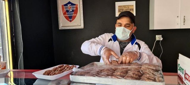 'Askıda köfte' uygulaması Ramazan'da büyük ilgi görüyor