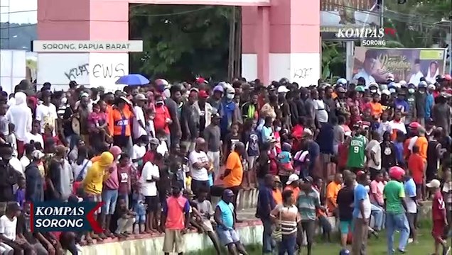 Abaikan Prokes, Pertandingan Sepak Bola Dibubarkan