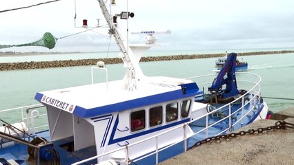 Pêche post-Brexit: démonstration de force des pêcheurs français devant Jersey