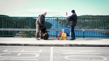 الحدود تقسم وتوحد توأمين سويديين فصل بينهما الوباء