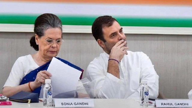 Govt failed to order vaccine on time: Sonia Gandhi
