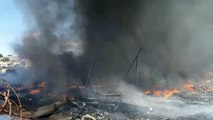Incêndio em galpão assusta moradores vizinhos em Contagem