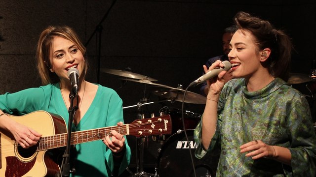 Demet Evgar & Selen Öztürk & Tulug Tirpan - Modern Zamanlar