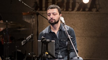 Mehmet Erdem - Kum Gibi