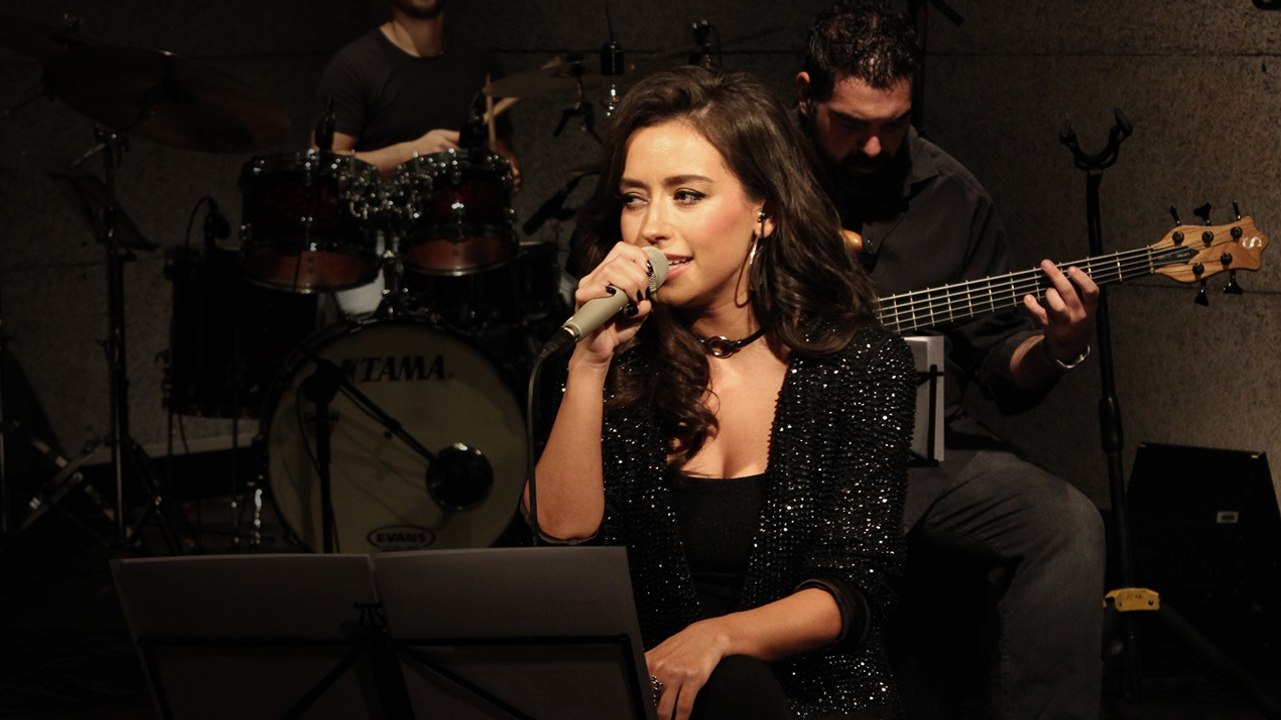 Tugba Yurt - Aklimda Sorular Var