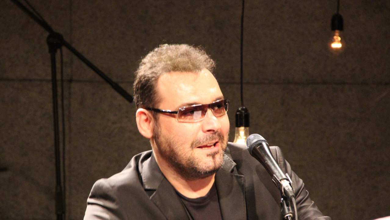 Yasar - Acitmiyor Sevdan