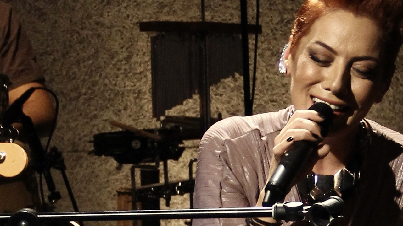 Sibel Tüzün - Basima Gelenler