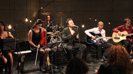 Zakkum - Ah Bu Sarkilarin Gözü Kör Olsun